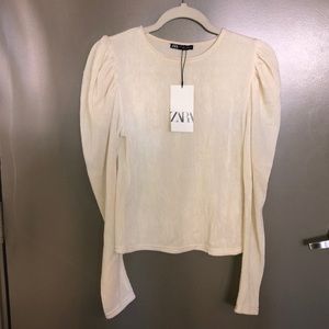 Puff Sleeve Long Sleeve Top